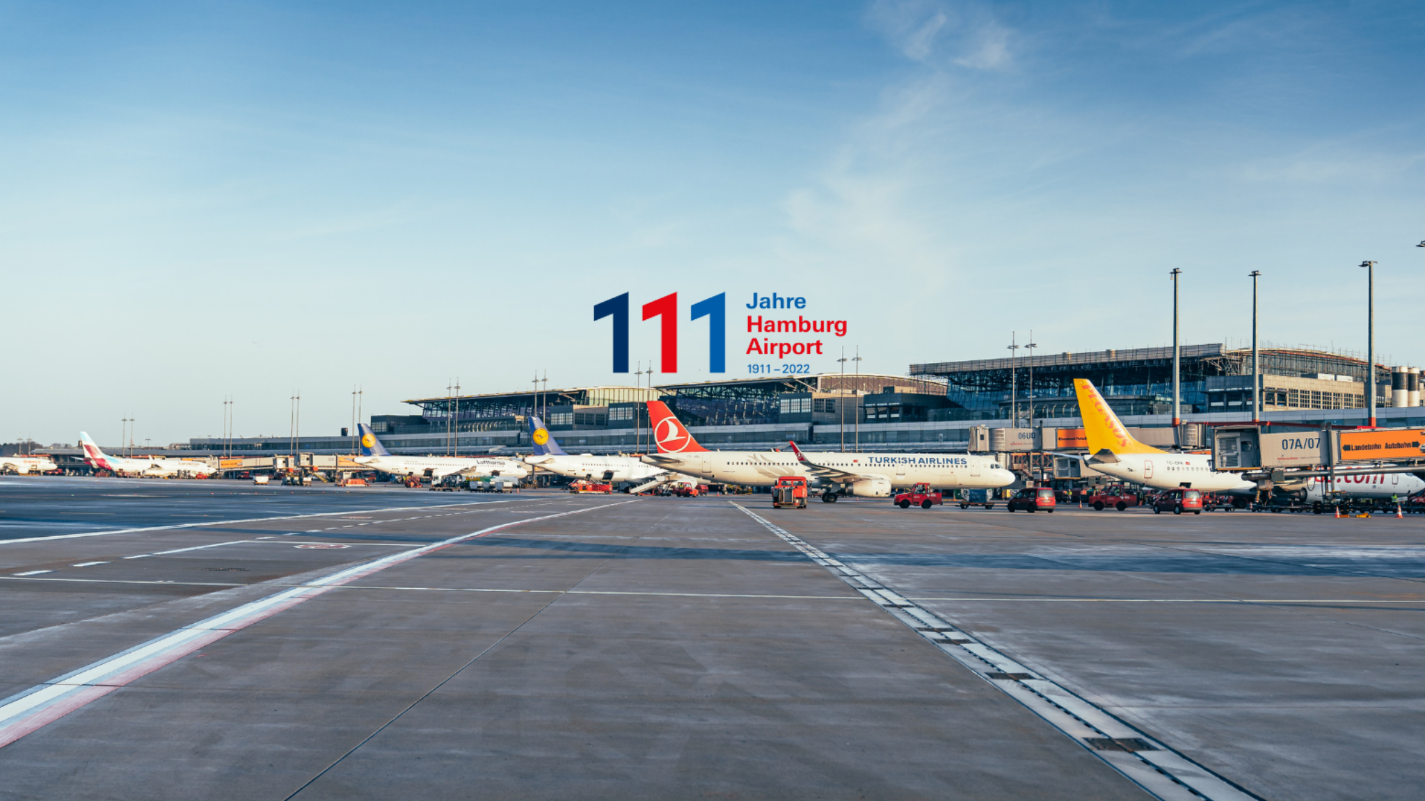 Hamburg Airport YouTube banner