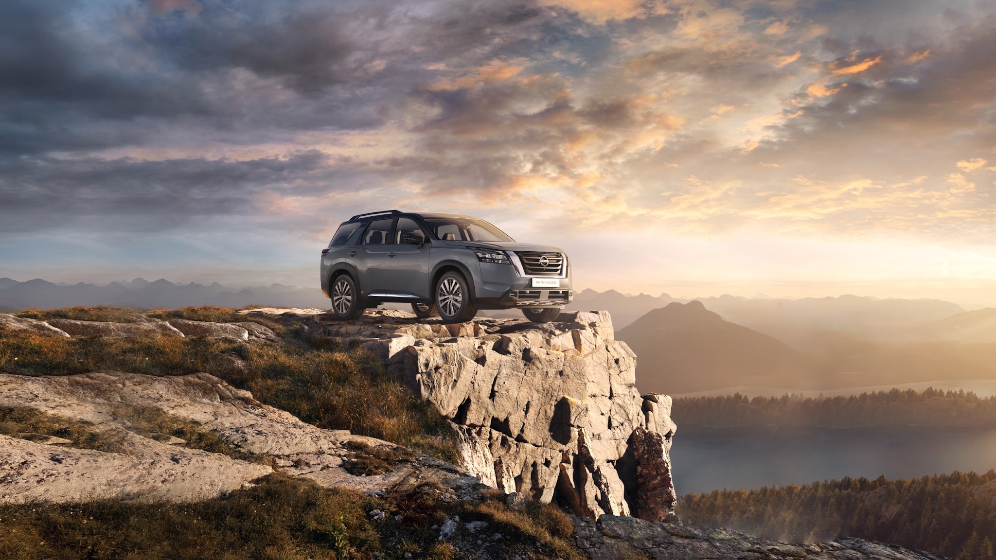 NISSAN RUSSIA YouTube banner