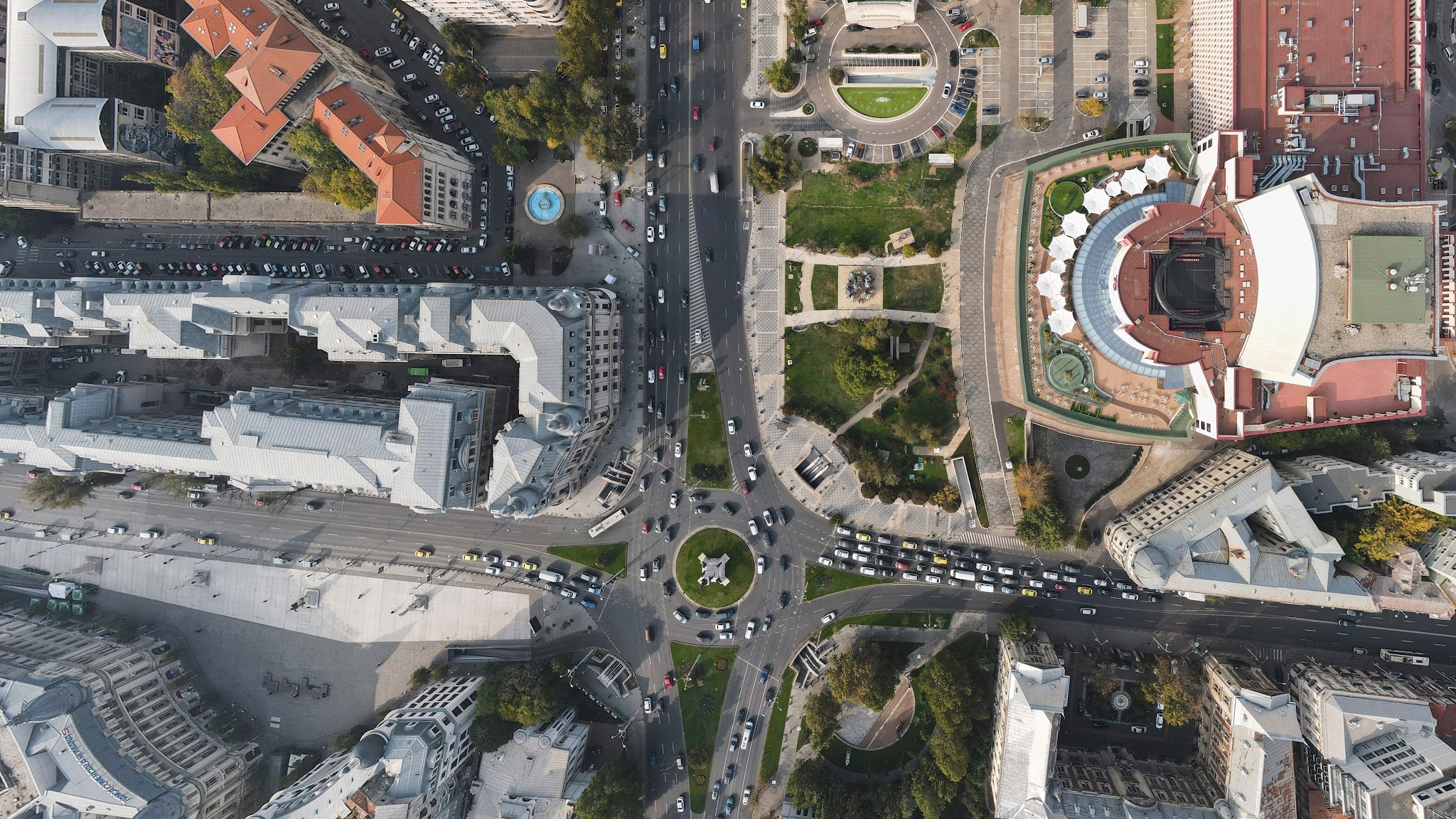 Universitatea din București YouTube banner