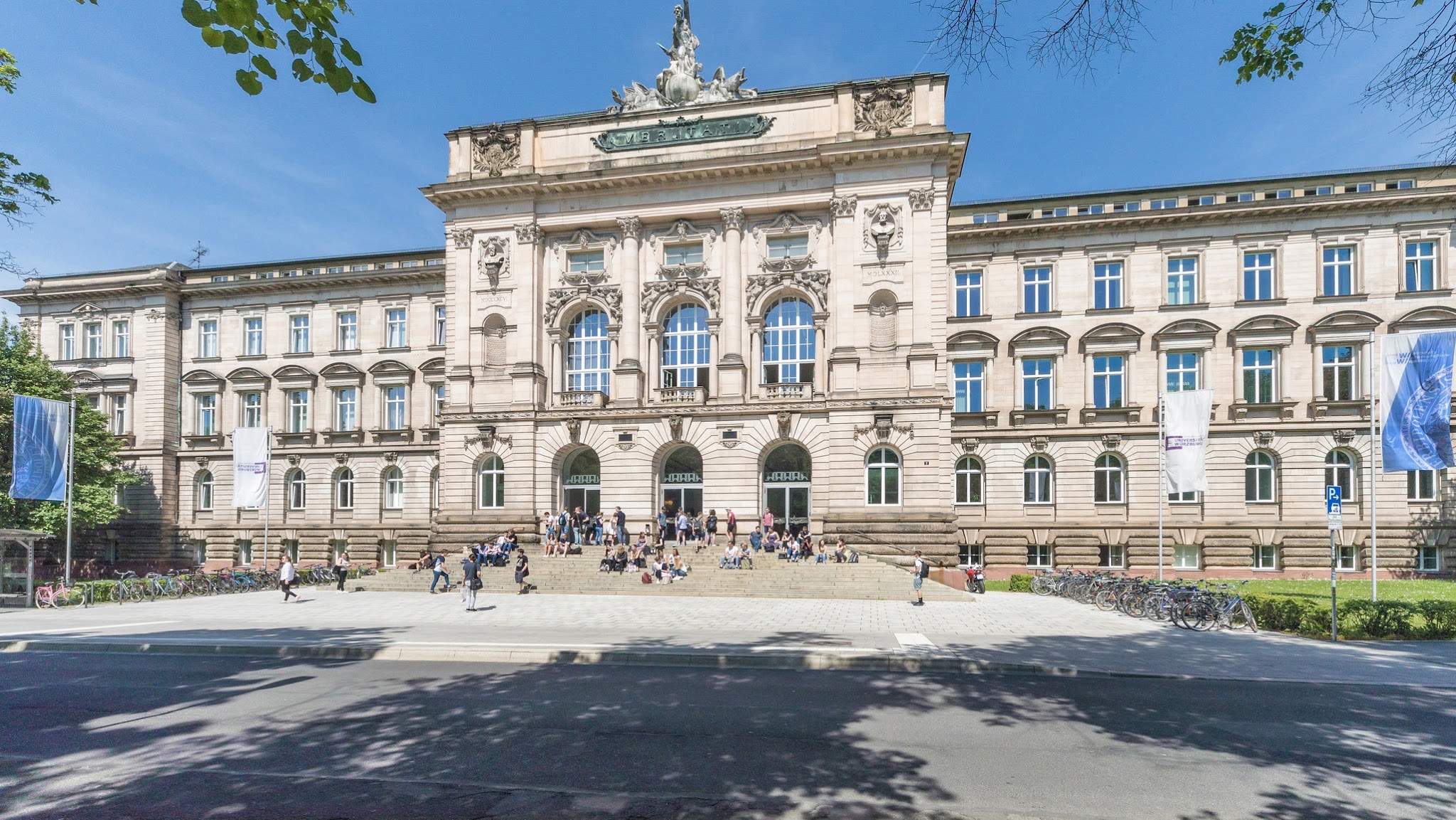 Wirtschaftswissenschaftliche Fakultät Würzburg YouTube banner