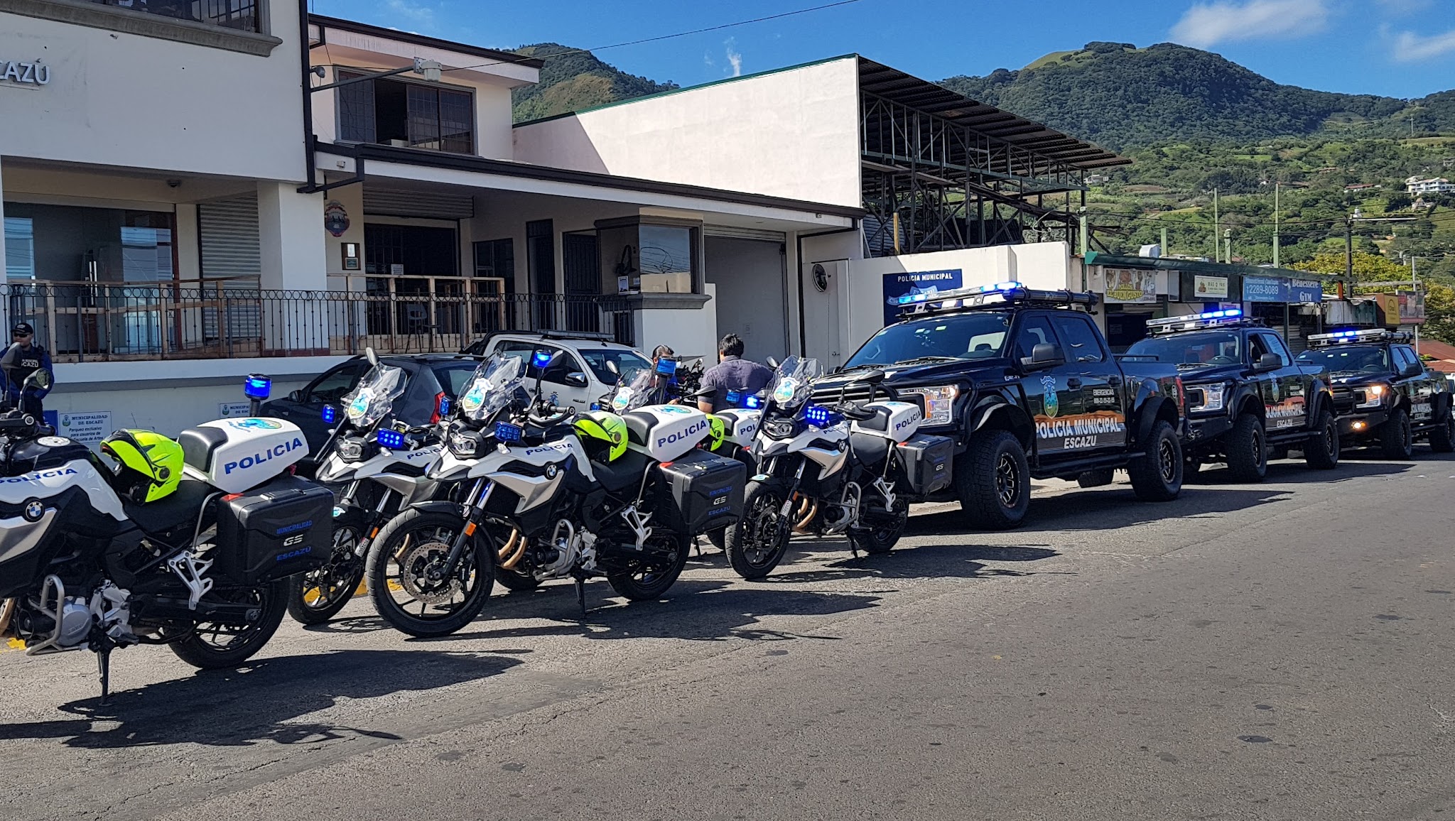Policía Municipal de Escazú YouTube banner