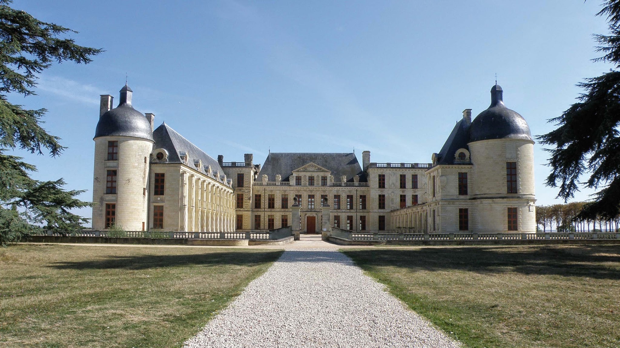 Château d'Oiron, centre des monuments nationaux YouTube banner