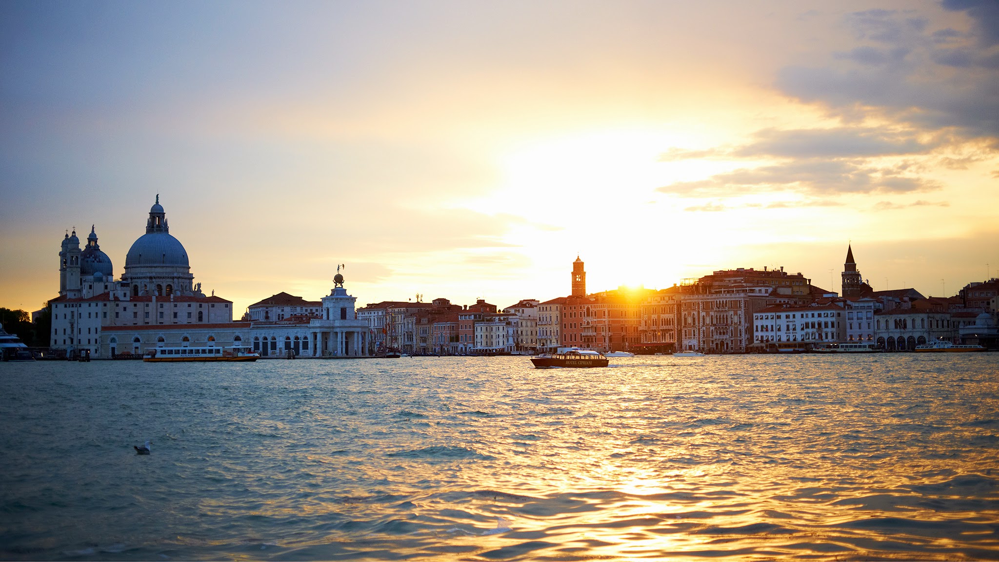 Condé Nast Traveler YouTube banner