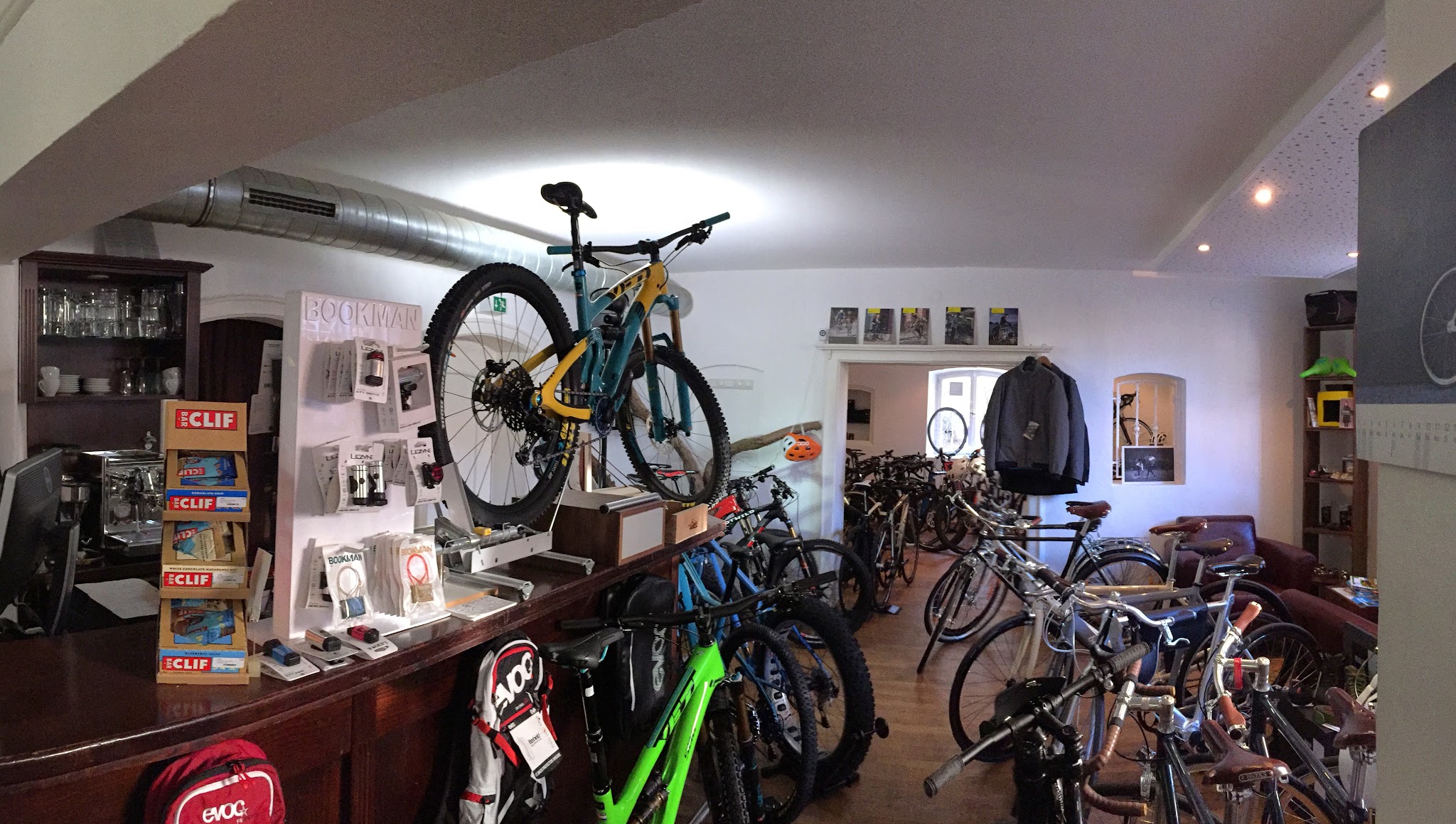 Finest Bikes YouTube banner