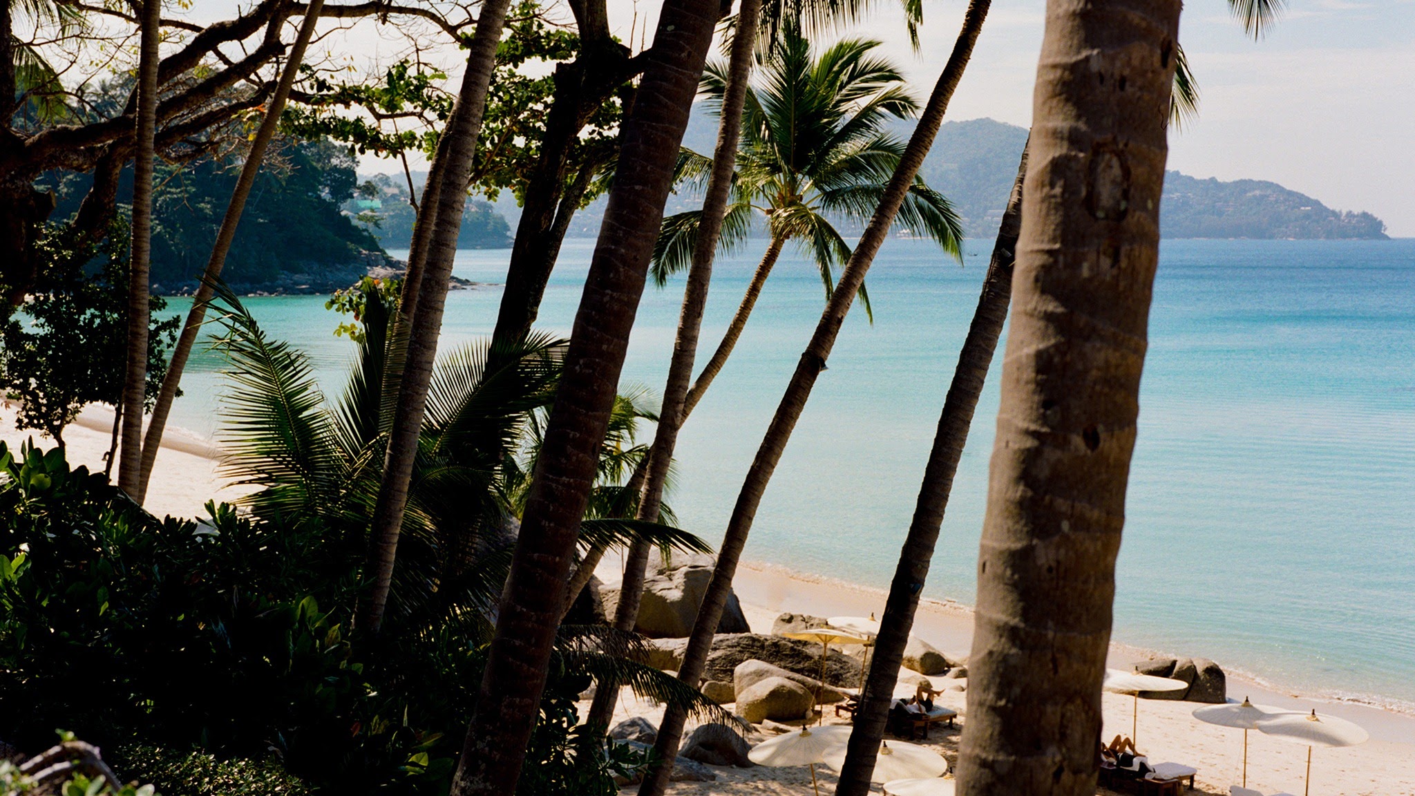 Luxefarer TRAVEL YouTube banner