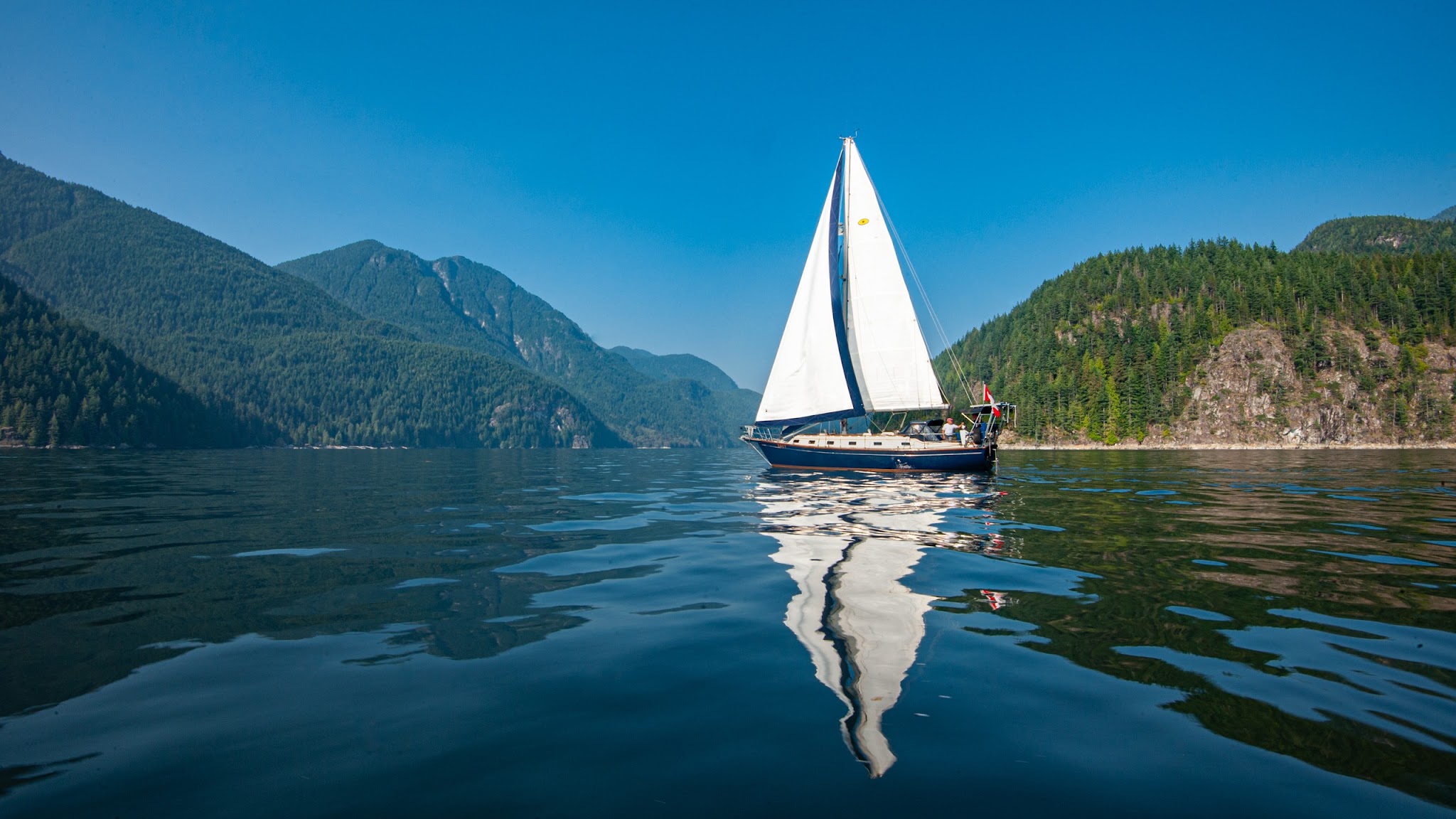 Calibre Yacht Sales YouTube banner