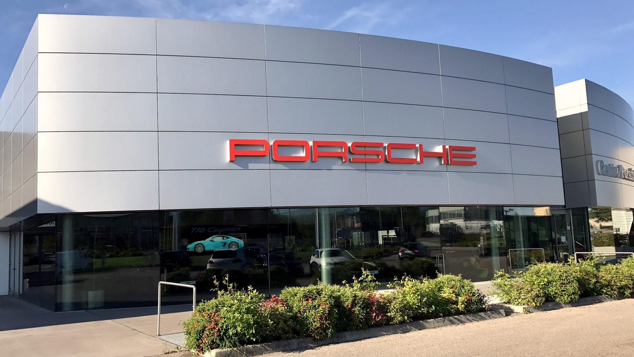 Centro Porsche Verona YouTube banner