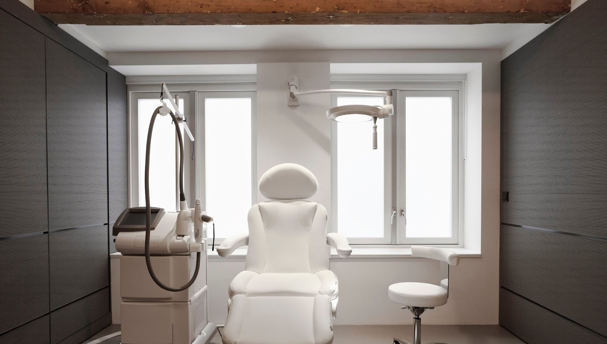 Kliniek voor Esthetische Geneeskunde YouTube banner