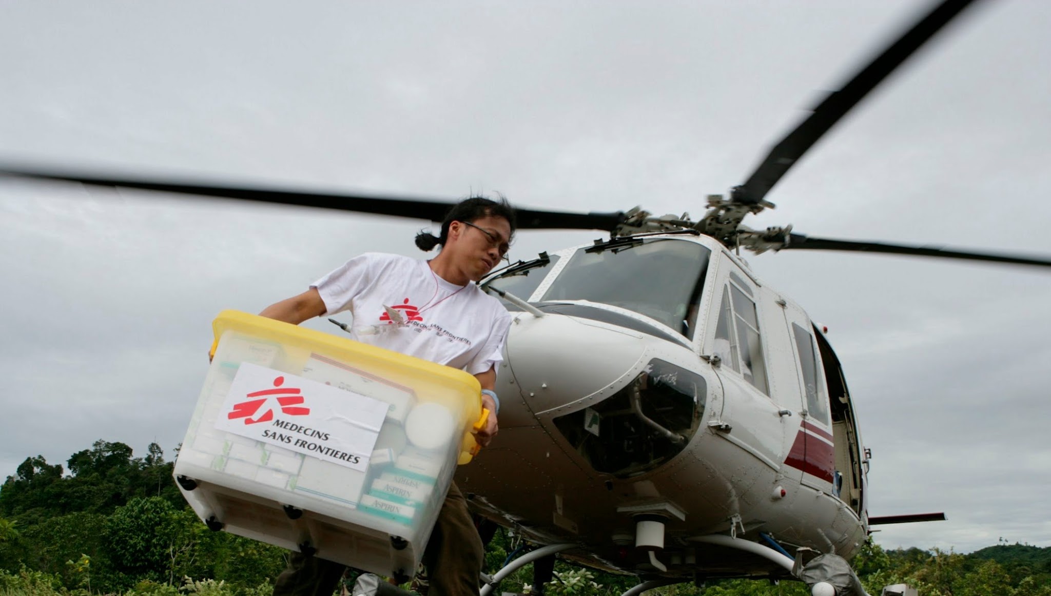 Médecins Sans Frontières/Doctors Without Borders YouTube banner