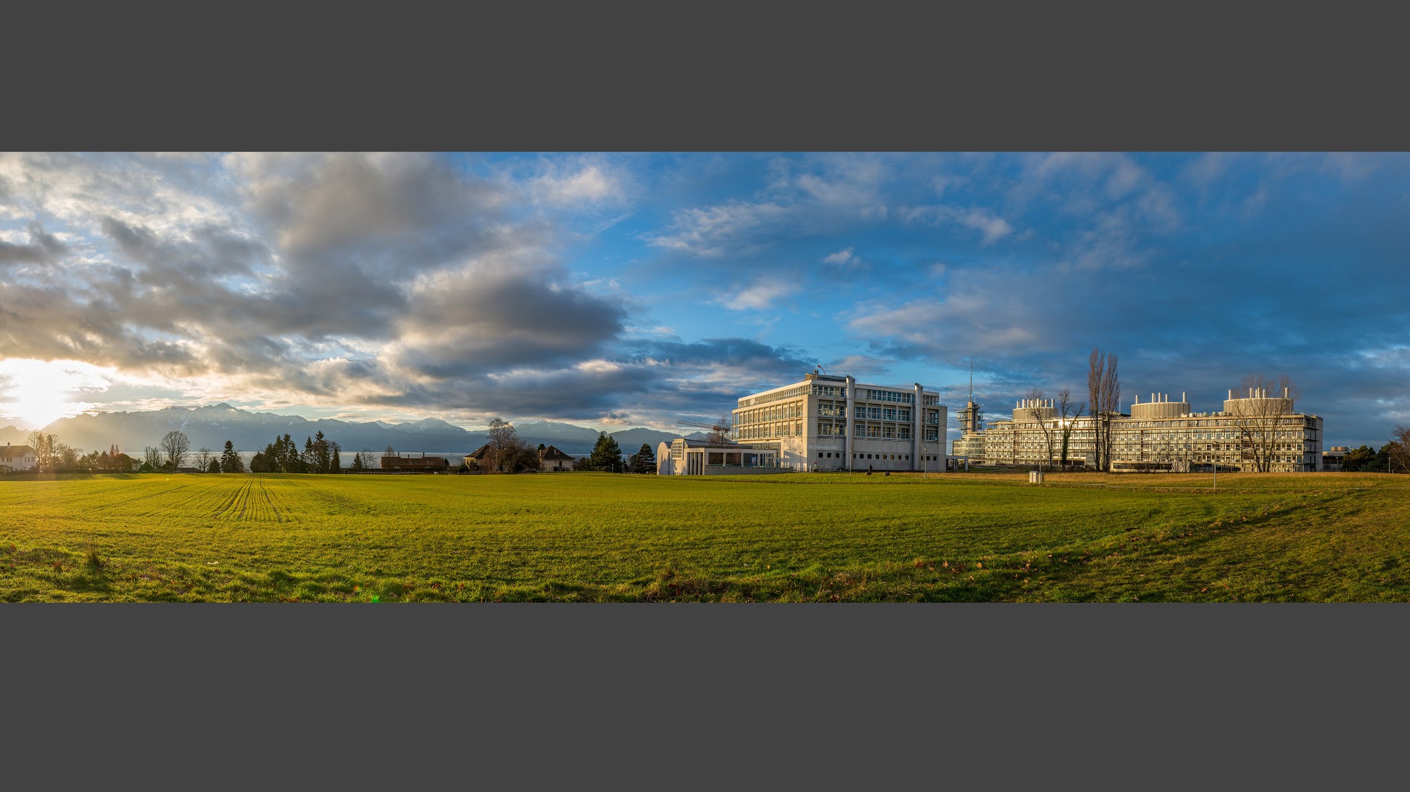 Université de Lausanne YouTube banner