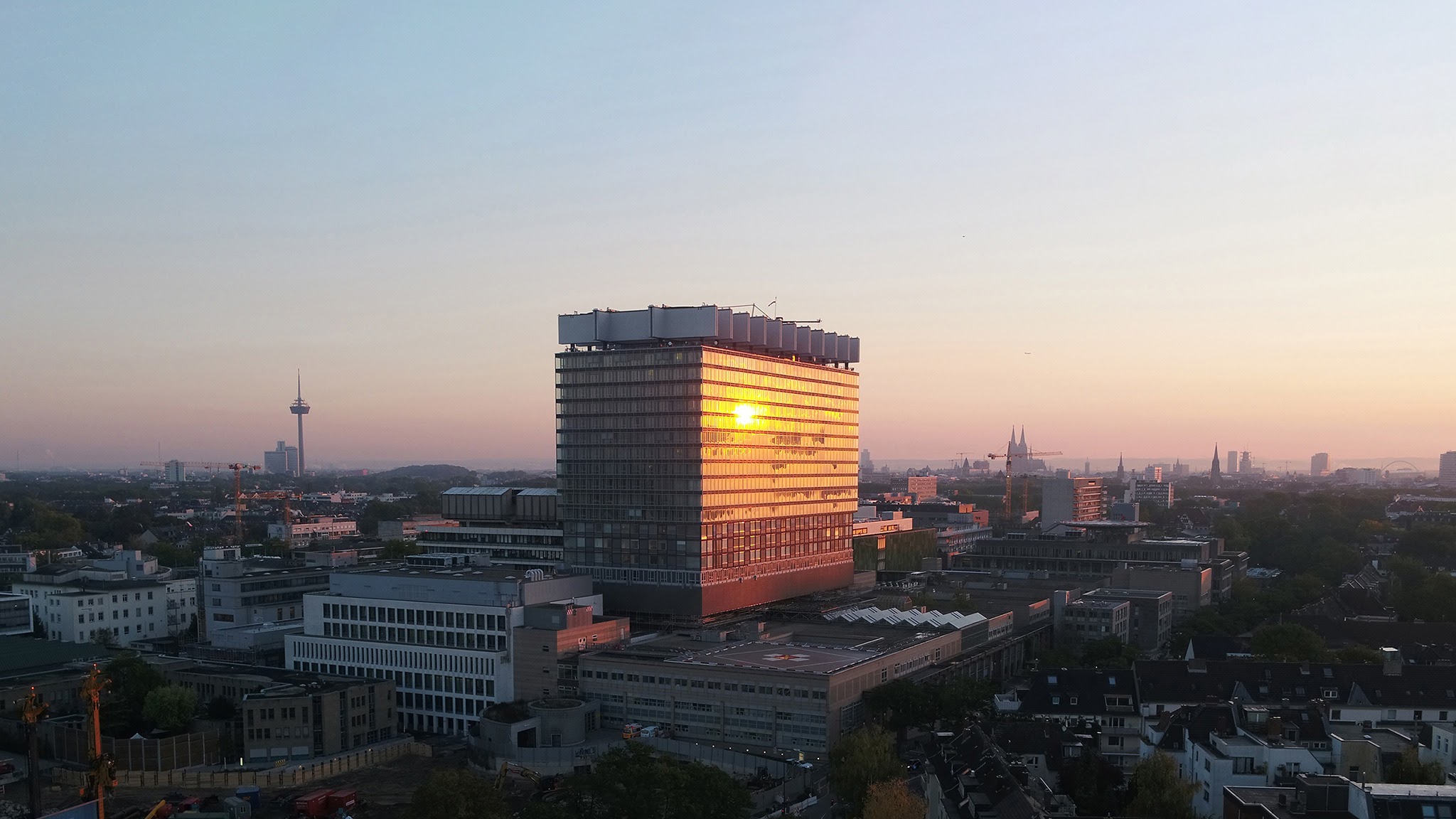 Uniklinik Köln YouTube banner