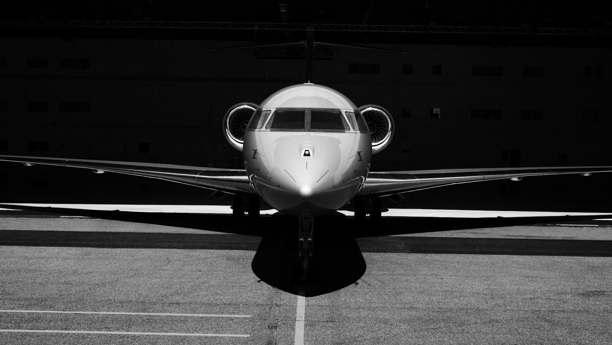VistaJet YouTube banner