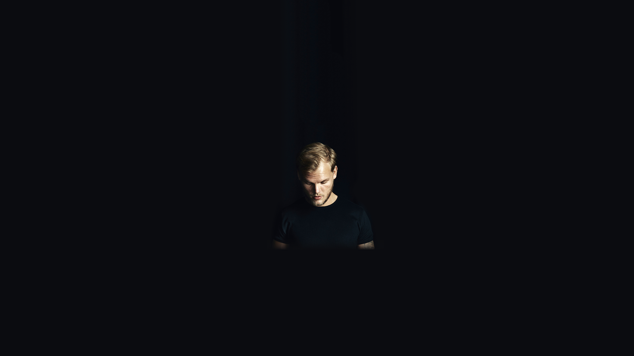Avicii YouTube banner