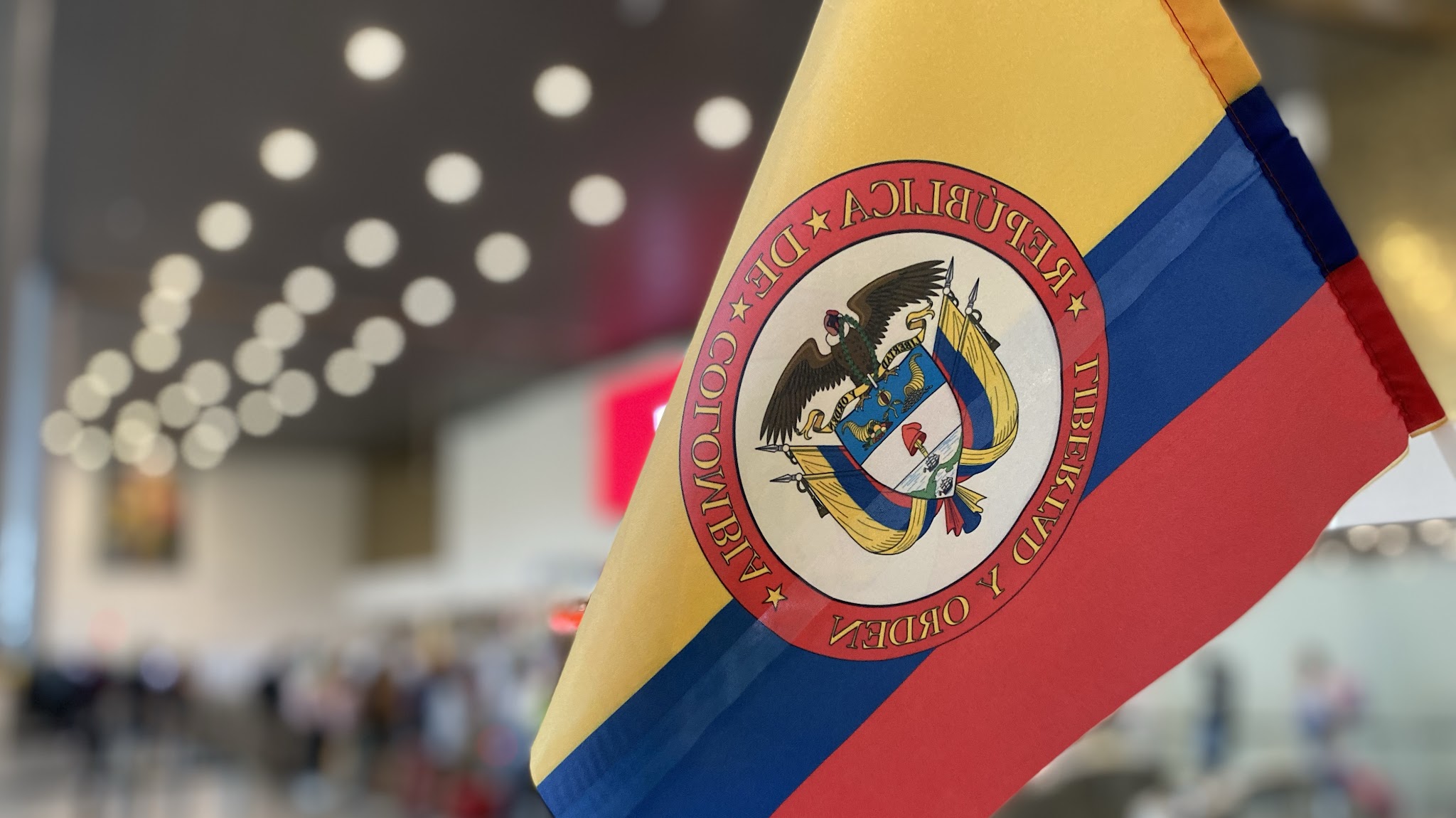 Migración Colombia YouTube banner