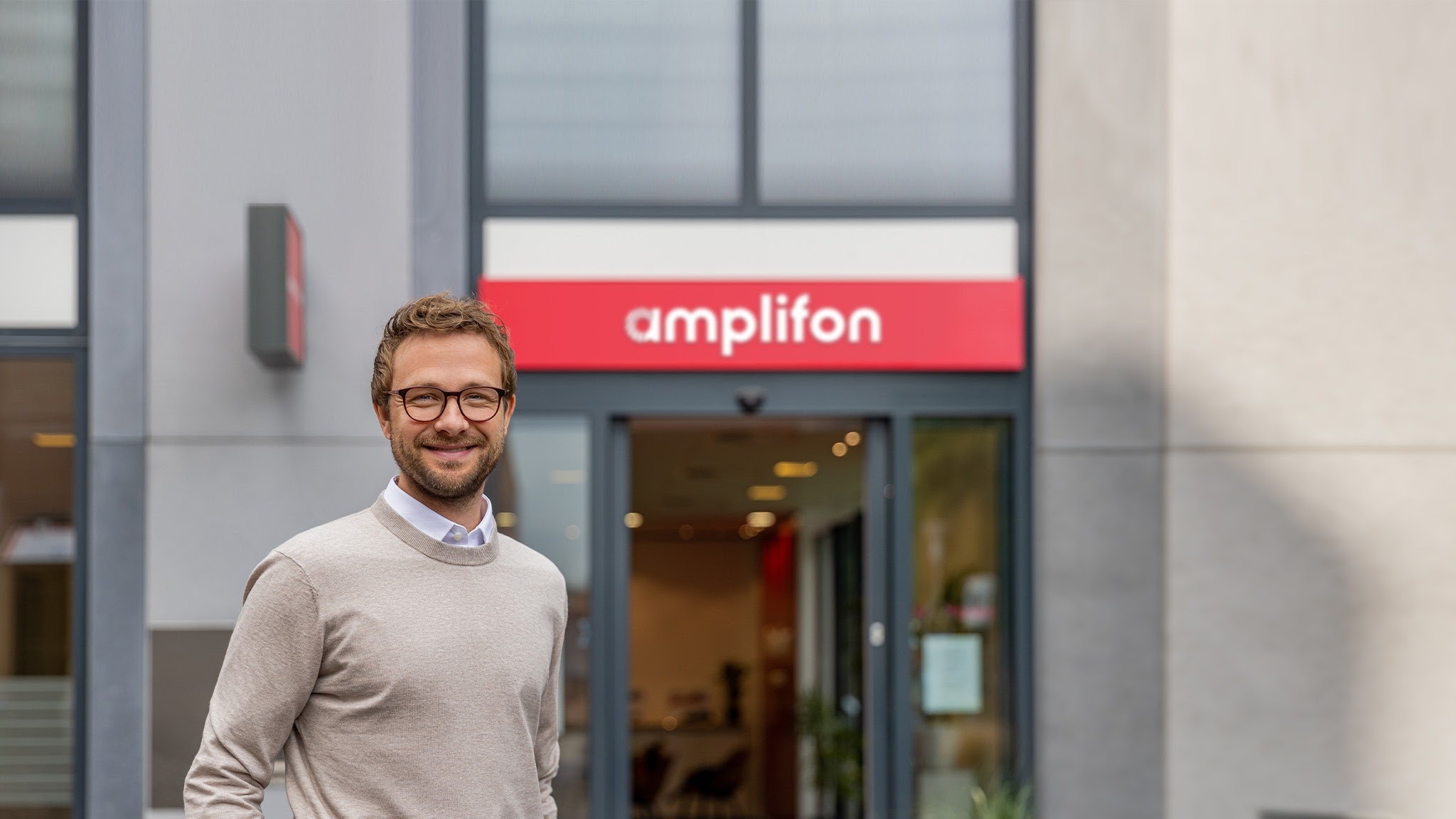 Amplifon Switzerland YouTube banner