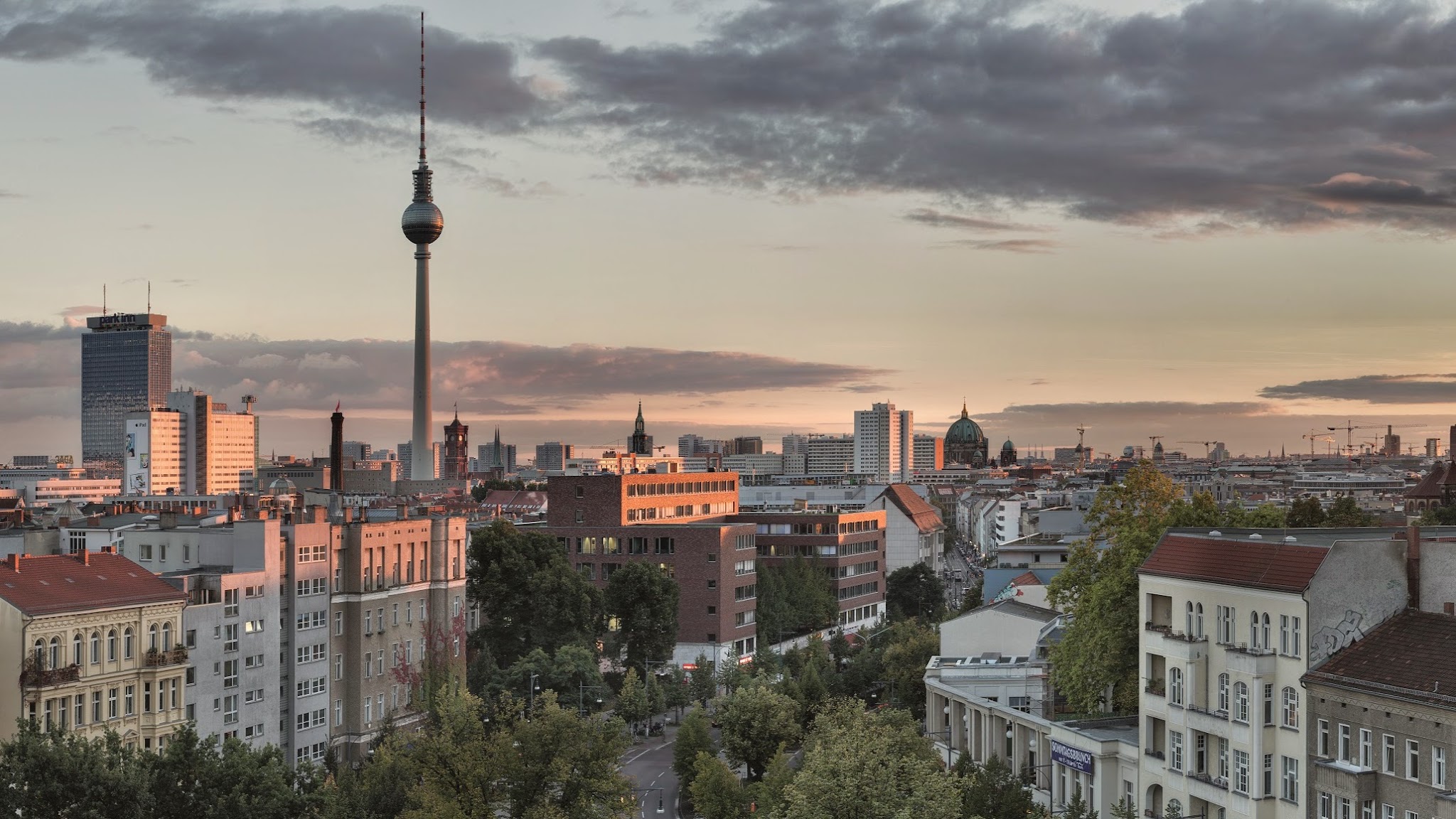 visitBerlin YouTube banner
