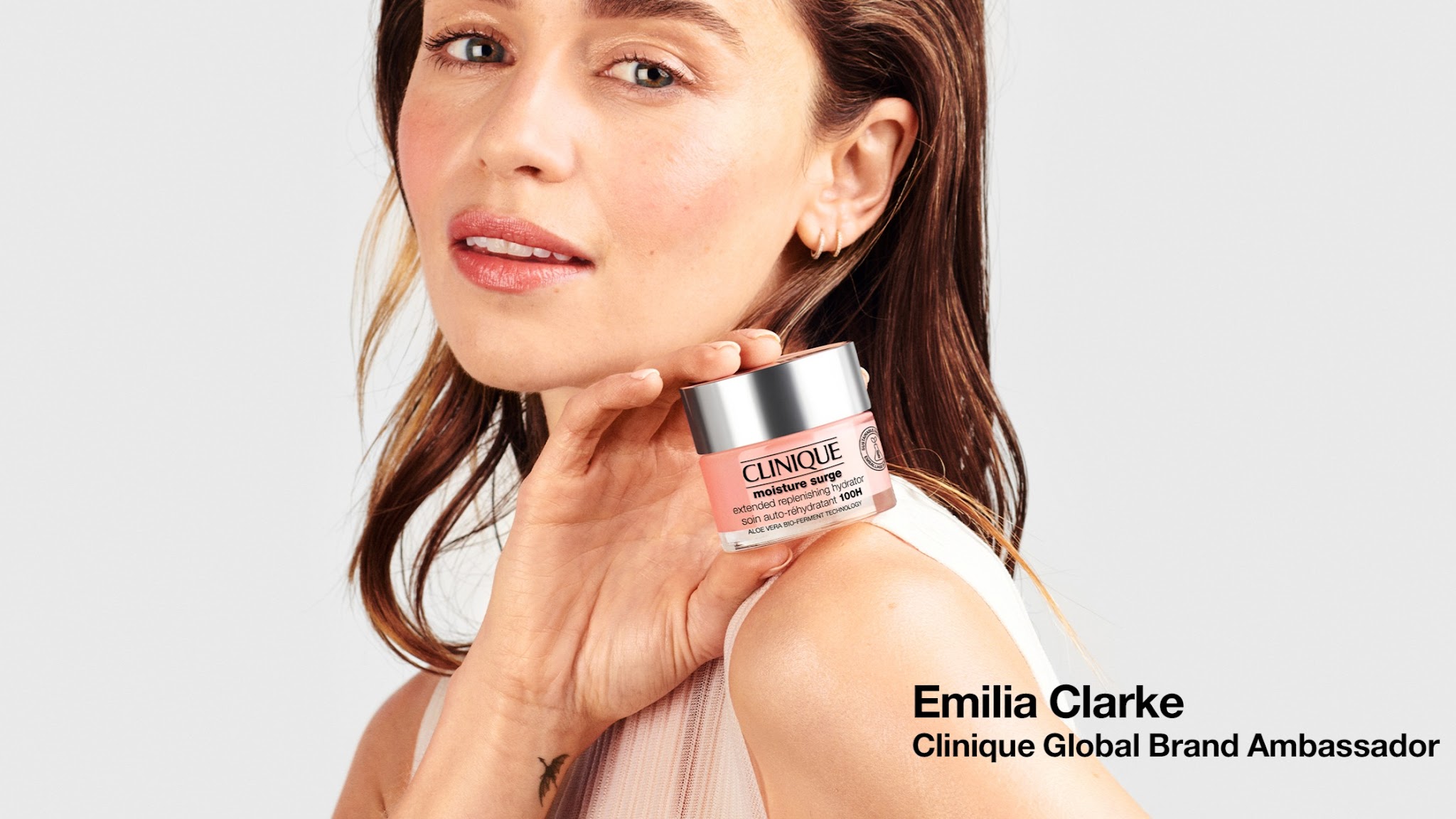 CliniqueArabia YouTube banner