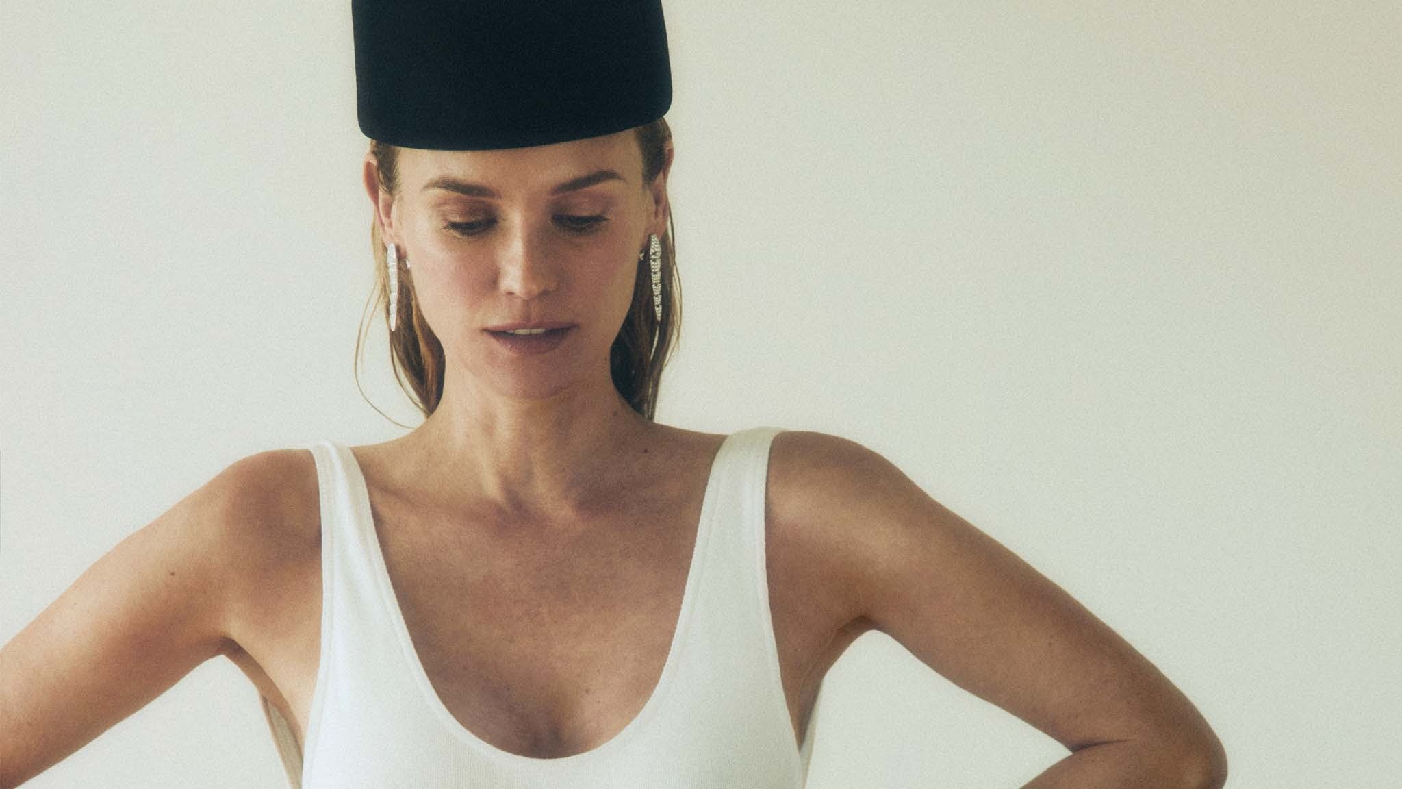 ELLE España YouTube banner