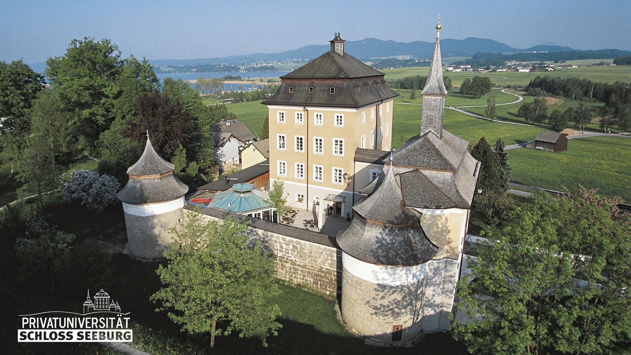 Privatuniversität Schloss Seeburg YouTube banner