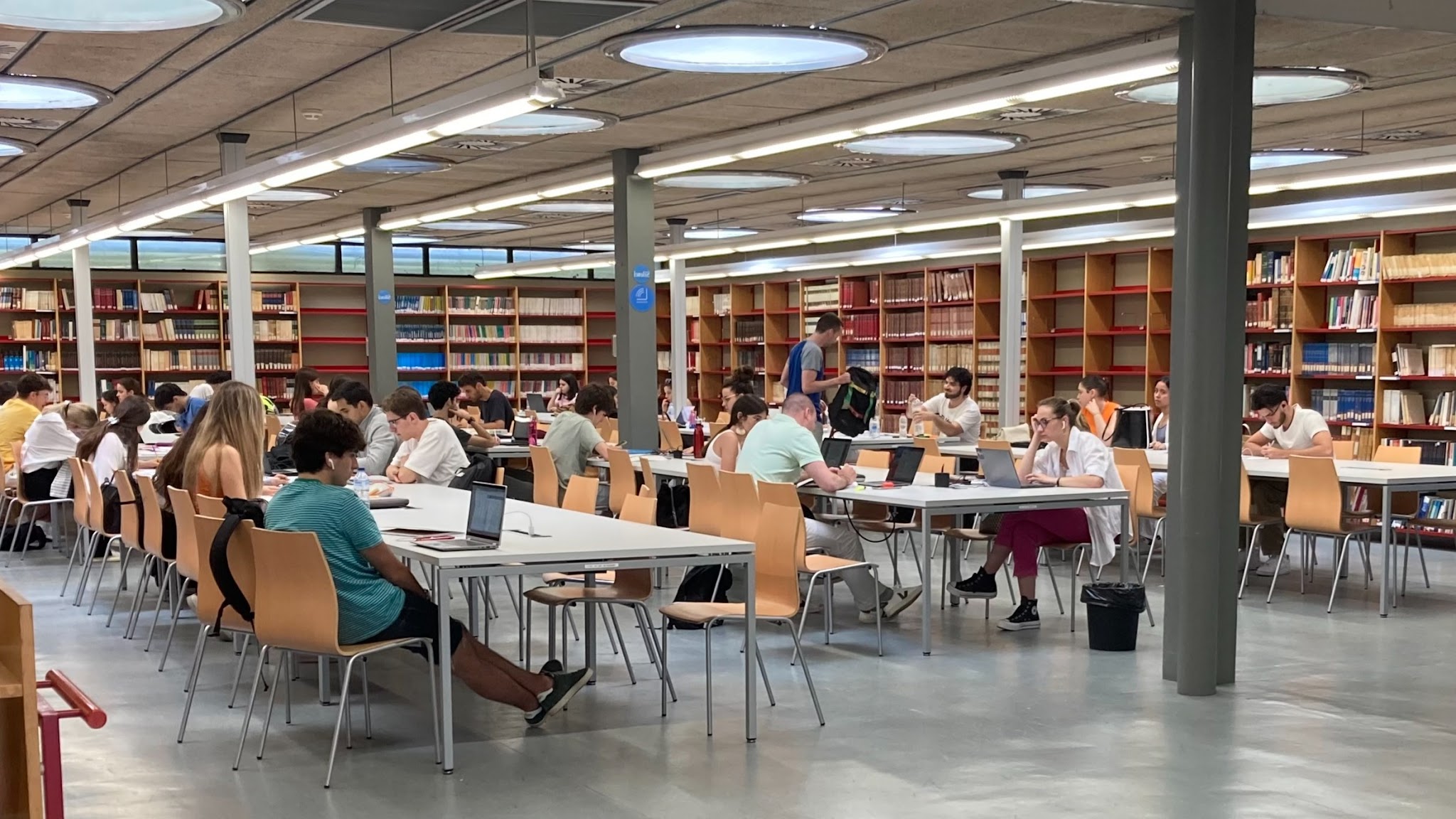 CRAI Biblioteca de Dret YouTube banner