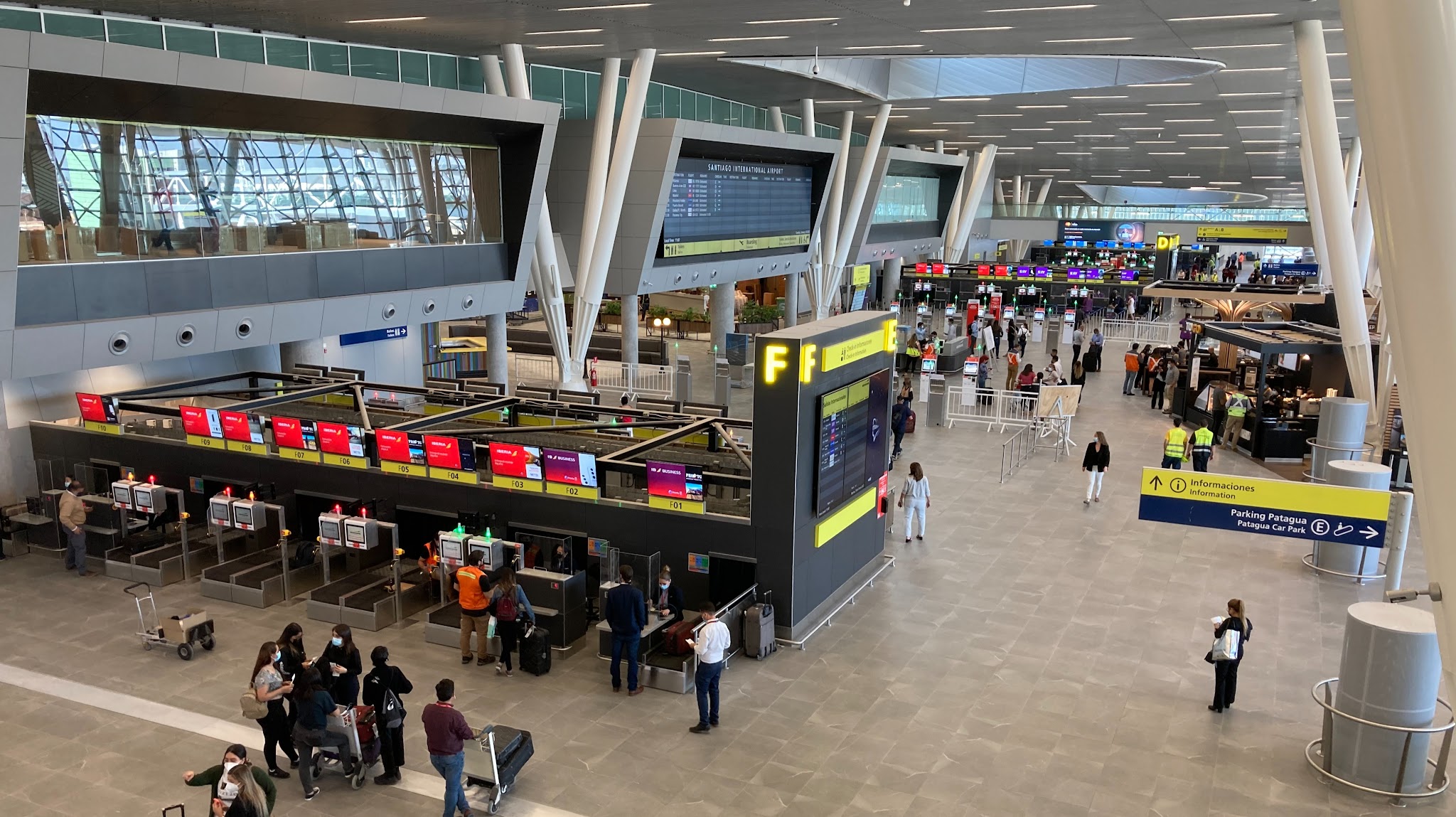 Aeropuerto de Santiago TV YouTube banner