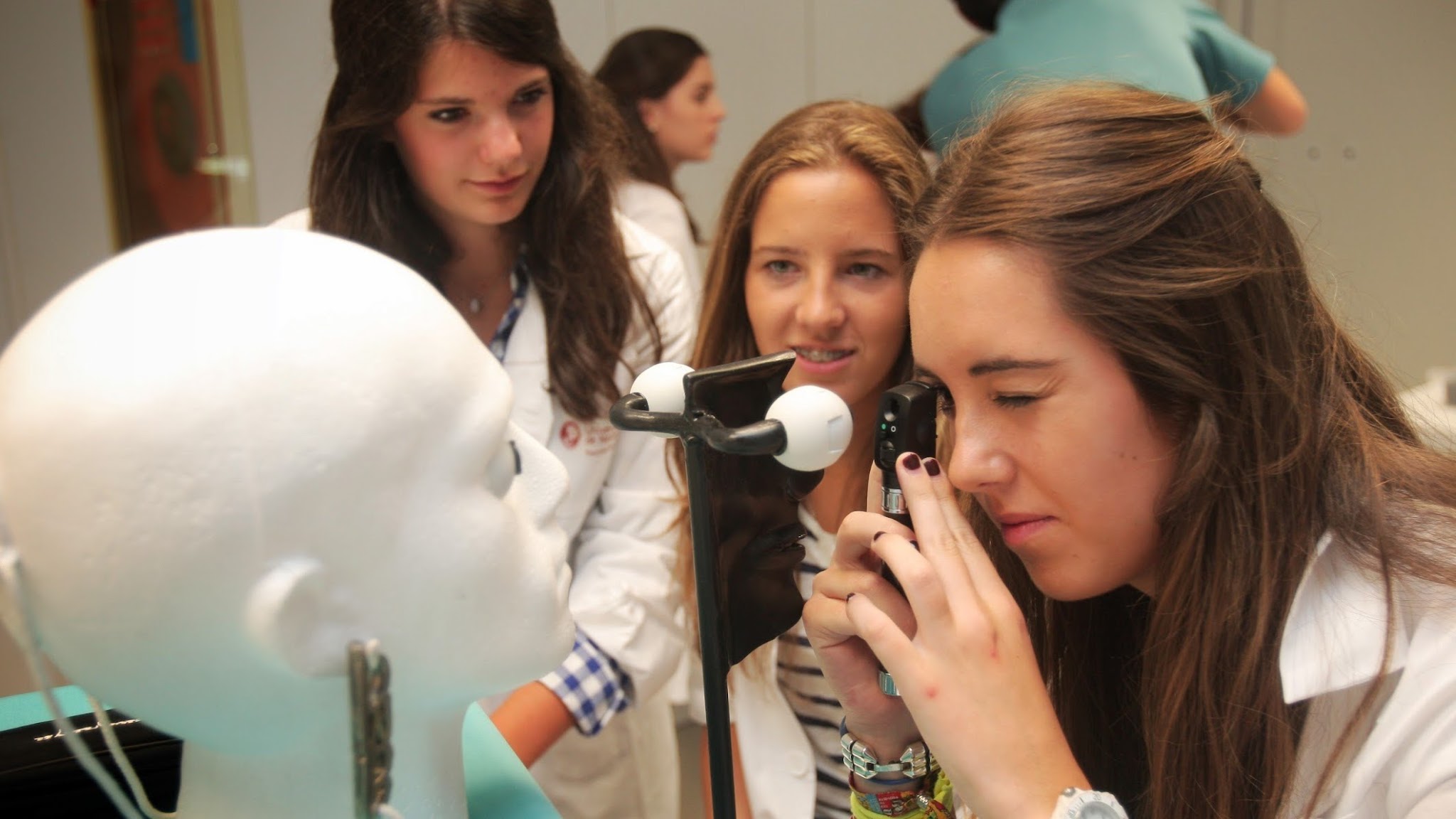 Facultad de Medicina · Universidad de Navarra YouTube banner