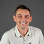 Uneducated Economist YouTube channel avatar 