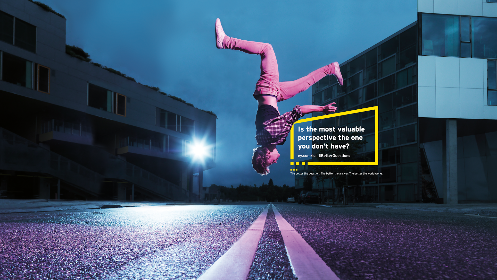 EY Luxembourg YouTube banner