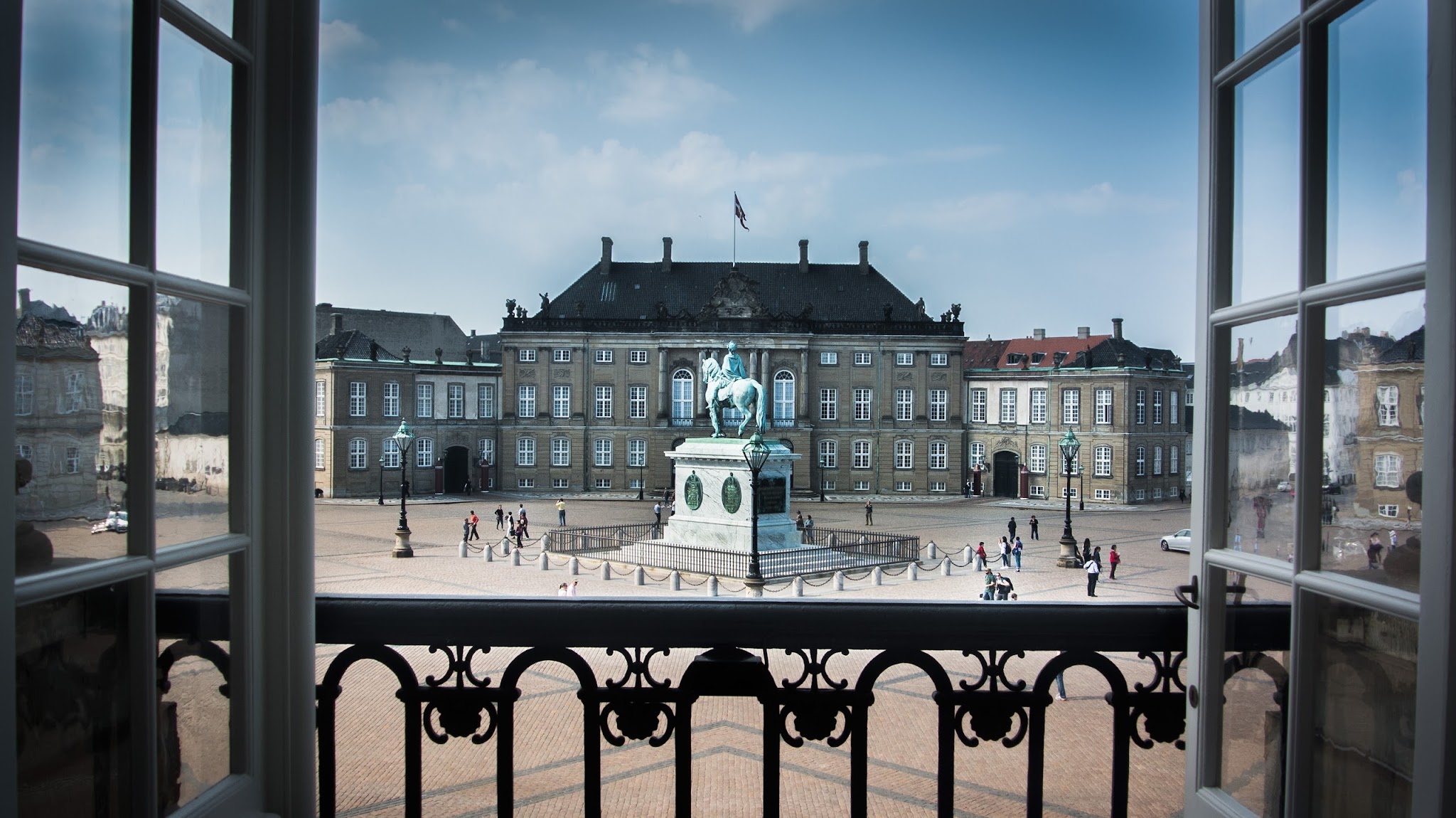 Det danske kongehus YouTube banner