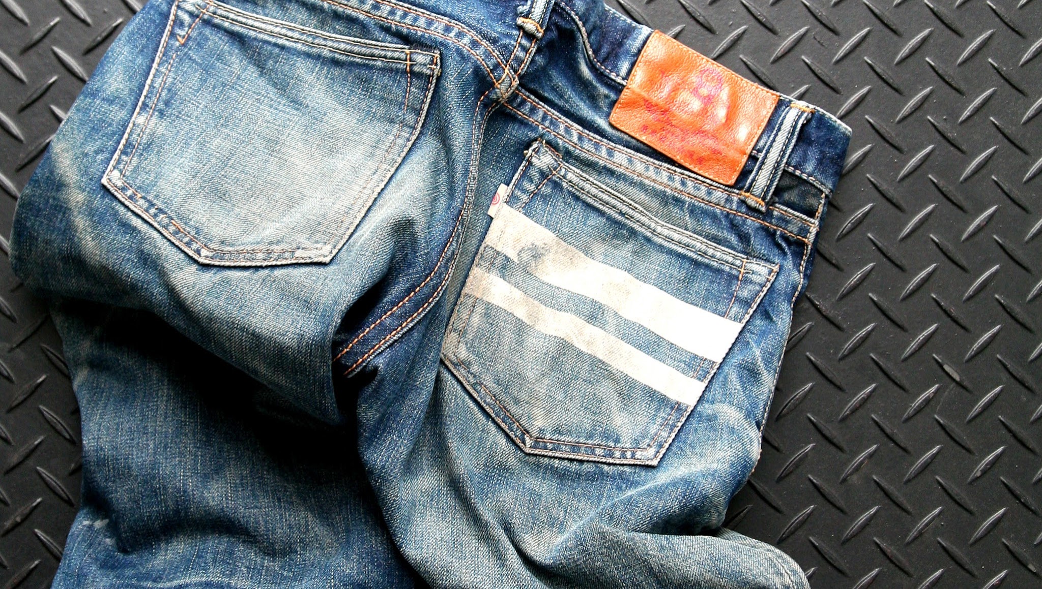 Momotaro Jeans YouTube banner