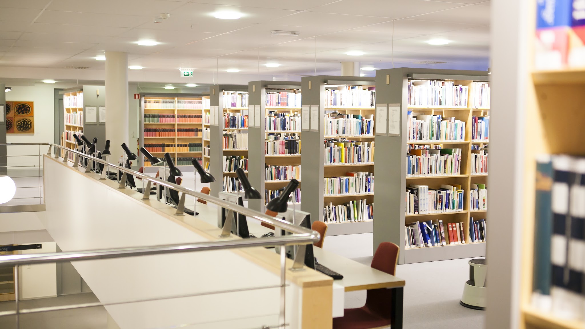 Studiestöd och Bibliotek vid Högskolan Väst YouTube banner