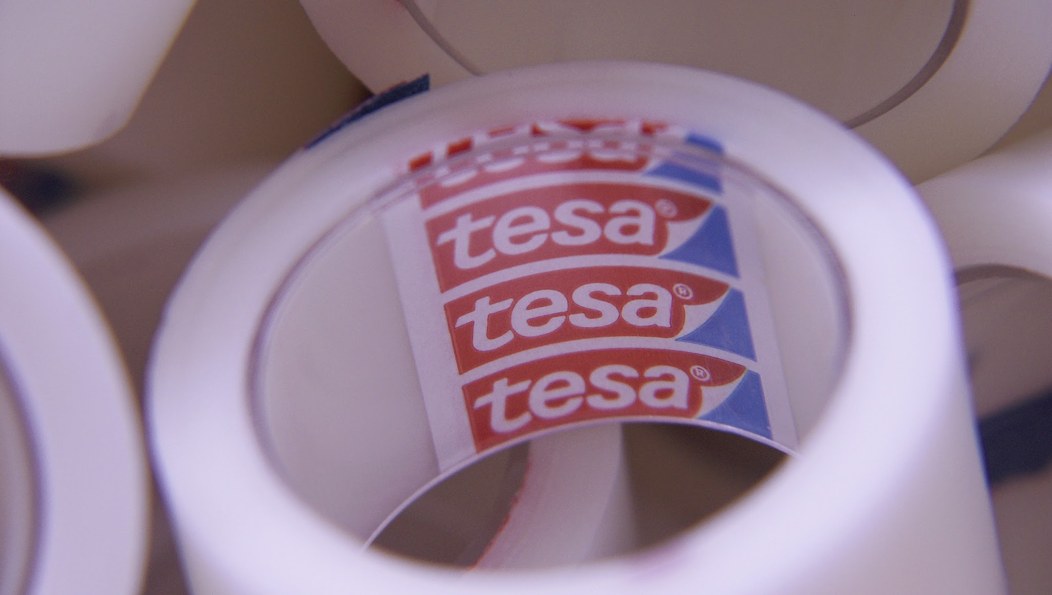 tesa SE YouTube banner