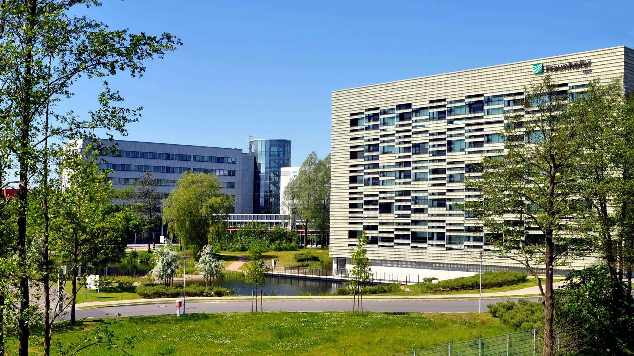Fraunhofer ISIT YouTube banner